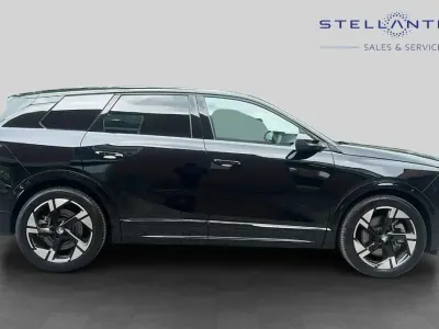 Used Vauxhall Grandland Ultimate 154 kW (210 HP) 2025 Black SUV