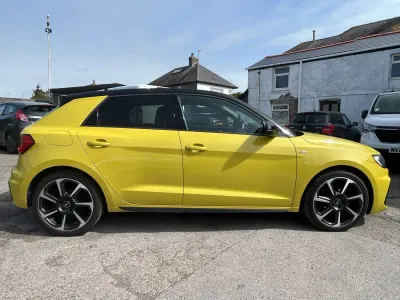 Usado Audi A1 Black Edition 2023 Amarillo SUV
