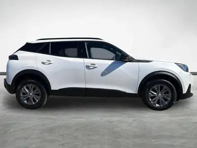 Usado Peugeot 2008 Active+ 100 HP (73 kW) 2023 Branco SUV