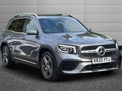 Mercedes GLB220