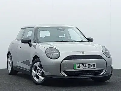 Used Mini Cooper Classic 135 kW (184 HP) 2024 Silver Hatchback