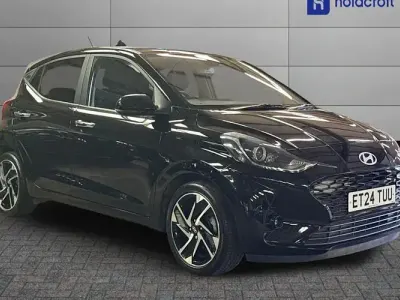 Used Hyundai i10 Premium 63 HP (46 kW) 2024 Black Hatchback