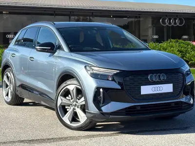 Nouă Audi Q4 e-tron Black Edition 210 kW (286 CP) 2026 Albastru SUV