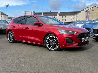 Usado Ford Focus ST-Line X 155 CV (114 kW) 2025 Rojo Utilitario