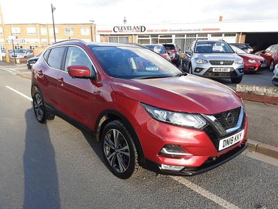 Used Nissan Qashqai N-Connecta 2018 Red SUV