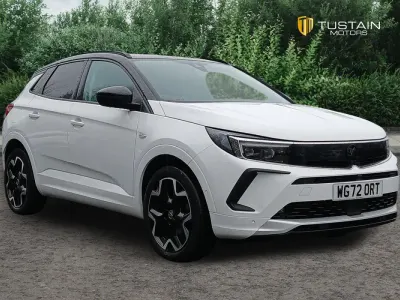 Used Vauxhall Grandland X Ultimate 130 HP (95 kW) 2022 White SUV
