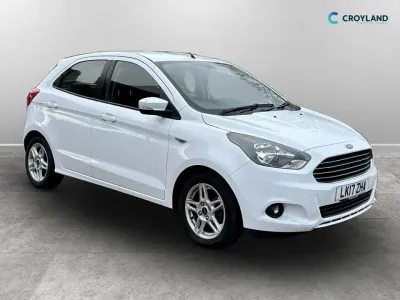 Begagnad Ford Ka Plus Zetec 70 HK (51 kW) 2017 Vit Halvkombi