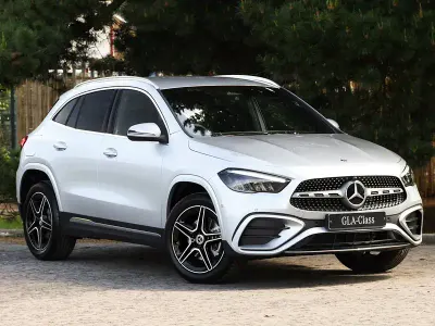 New Mercedes GLA250 Executive 218 HP (160 kW) 2026 Silver SUV