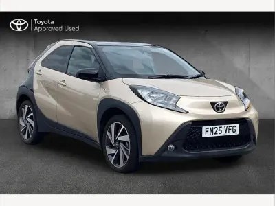 Used Toyota Aygo X 71 HP (52 kW) 2025 Beige SUV