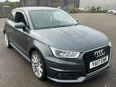 Używany Audi A1 S-Line 2017 Szary Hatchback