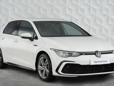 Used VW Golf VIII R-line 150 HP (110 kW) 2023 White Hatchback