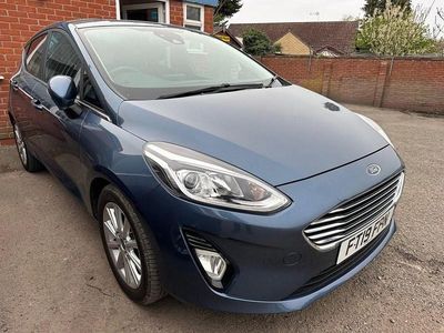 Used Ford Fiesta Titanium 100 HP (73 kW) 2019 Blue Hatchback