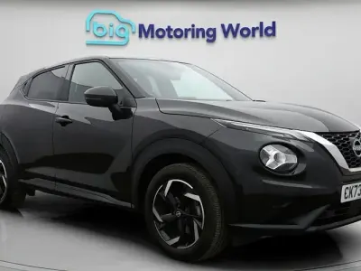 Used Nissan Juke N-Connecta 114 HP (83 kW) 2023 Black SUV