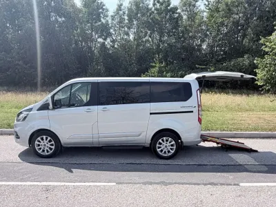 Used Ford Tourneo Custom 2021 Silver Van