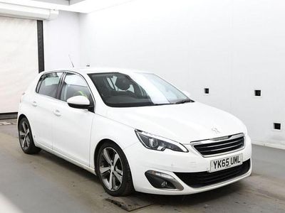 Używany Peugeot 308 Allure 150 KM (110 kW) 2015 Biały Hatchback