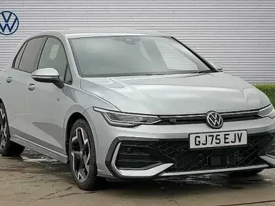 Used VW Golf VIII R-line 150 HP (110 kW) 2025 Silver Hatchback