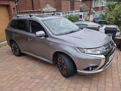 Mitsubishi Outlander P-HEV