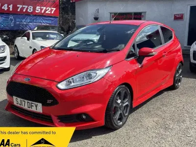 Used Ford Fiesta ST 182 HP (133 kW) 2017 Red Hatchback