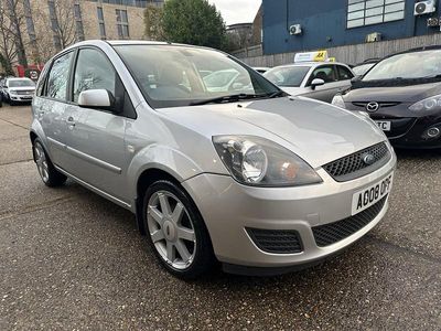 Used Ford Fiesta Zetec 79 HP (58 kW) 2008 Silver Hatchback