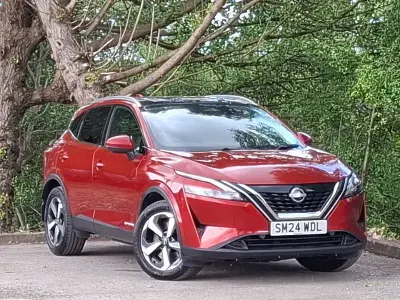 Used Nissan Qashqai N-Connecta 190 HP (139 kW) 2024 Red SUV