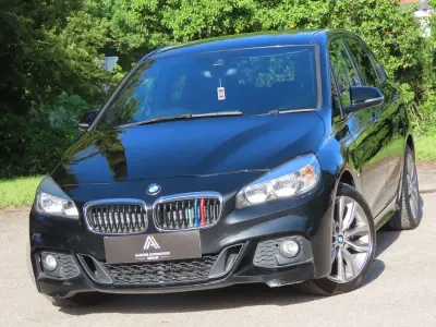 Begagnad BMW 220 M Sport 2017 Svart Halvkombi