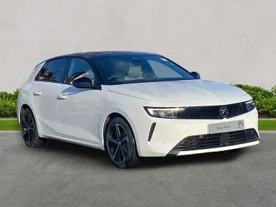 New Vauxhall Astra 2026 Arctic white Hatchback