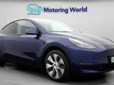 Used Tesla Model Y Long Range AWD 378 kW (514 HP) 2022 Blue SUV