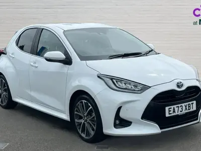 Second-hand Toyota Yaris Hybrid 116 CP (85 kW) 2023 Alb