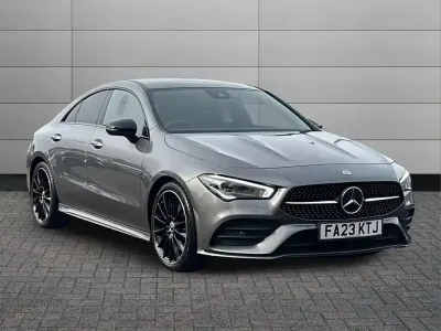 Usado Mercedes CLA220 AMG Line Premium Plus 190 HP (139 kW) 2023 Cinzento Sedan