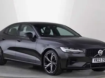 Usado Volvo S60 Ultimate 455 HP (334 kW) 2023 Sedan