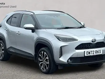 Used Toyota Yaris Cross Design 116 HP (85 kW) 2023 Silver SUV