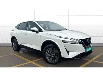 Used Nissan Qashqai Acenta Premium 158 HP (116 kW) 2022 White SUV