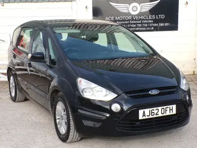 Used Ford S-MAX Zetec 140 HP (102 kW) 2012 Black MPV