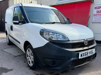 Used Fiat Doblò 95 HP (69 kW) 2018 White MPV