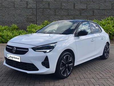 Used Vauxhall Corsa-e SRi 98 kW (134 HP) 2021 White Hatchback