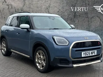 Used Mini Countryman Exclusive 218 HP (160 kW) 2025 Blue SUV
