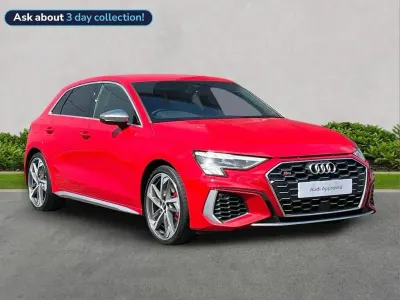 Usado Audi S3 Sportback Comfort 310 HP (228 kW) 2023 Vermelho Citadino