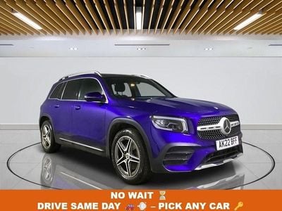 Mercedes GLB220