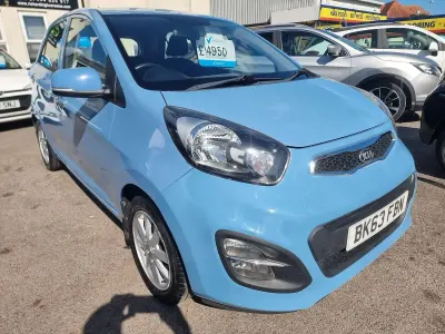 Used Kia Picanto 85 HP (62 kW) 2013 Blue Hatchback