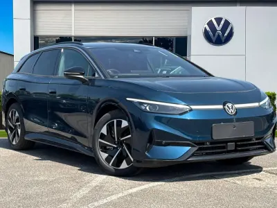 New VW ID.7 Pro 77 kW (105 HP) 2026 Blue Estate