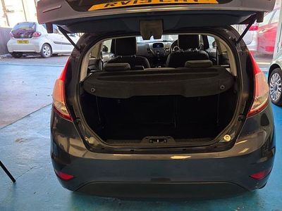Grey Used 2013 Ford Fiesta Zetec Hatchback | £2,295 (Fair price)