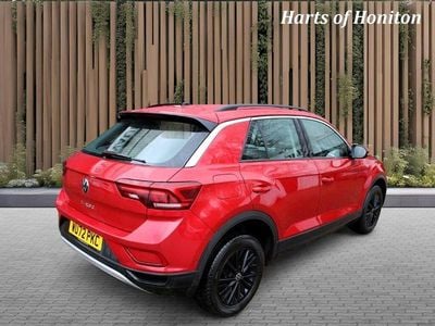 Usado VW T-Roc Life 110 HP (80 kW) 2022 Vermelho SUV