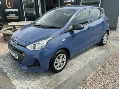 Used Hyundai i10 66 HP (48 kW) 2017 Blue Hatchback