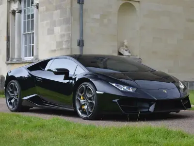 Used Lamborghini Huracán 601 HP (442 kW) 2016 Black Coupe