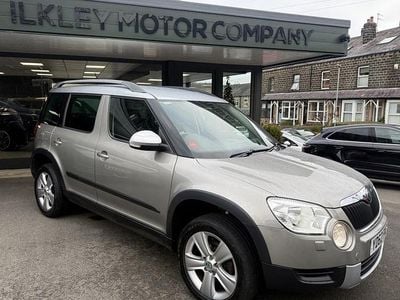 Beige Used 2012 Skoda Yeti SE SUV | £5,395 (Fair price)