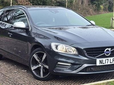Used Volvo V60 R-Design 190 HP (139 kW) 2017 Grey Estate