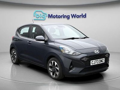Used Hyundai i10 Advanced 65 HP (47 kW) 2023 Grey Hatchback