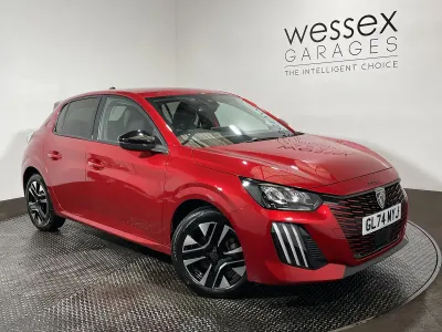 Used Peugeot 208 Allure 101 HP (74 kW) 2024 Hatchback