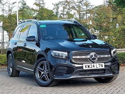 Mercedes GLB220