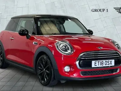 Usado Mini Cooper Hatch 136 HP (100 kW) 2018 Vermelho Citadino